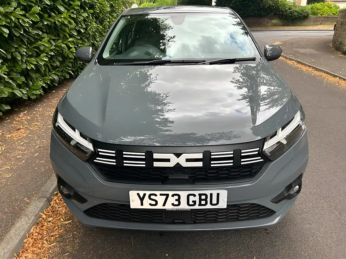 Used 2023 Dacia Sandero Expression Grey - Interior and Exterior details 8