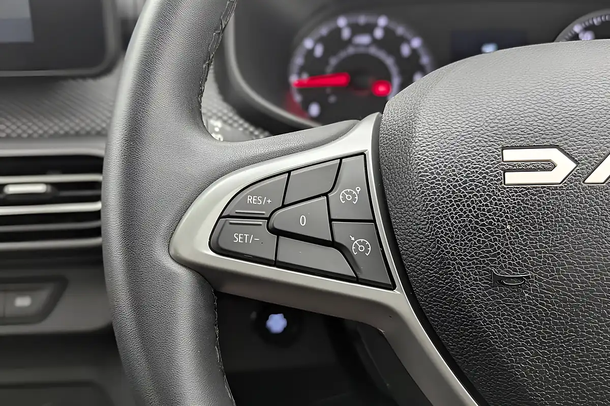 Used 2023 Dacia Sandero Expression Grey - Interior and Exterior details 14