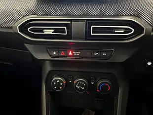 Used 2023 Dacia Sandero Expression White - Interior and Exterior details 15