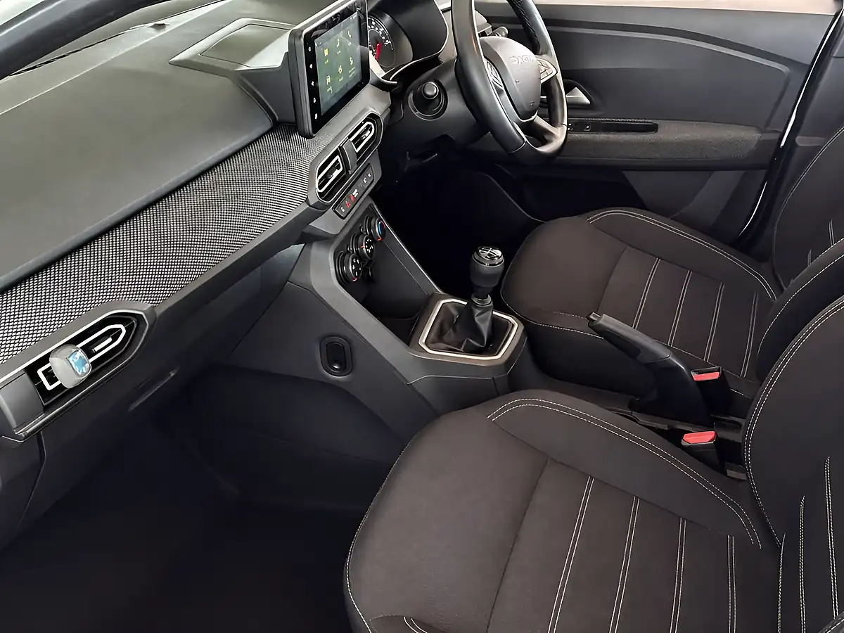 Used 2023 Dacia Sandero Expression White - Interior and Exterior details 7