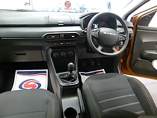 Used 2023 Dacia Sandero Stepway Essential Desert Orange - Interior and Exterior details 15