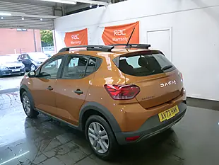 Used 2023 Dacia Sandero Stepway Essential Desert Orange - Interior and Exterior details 6