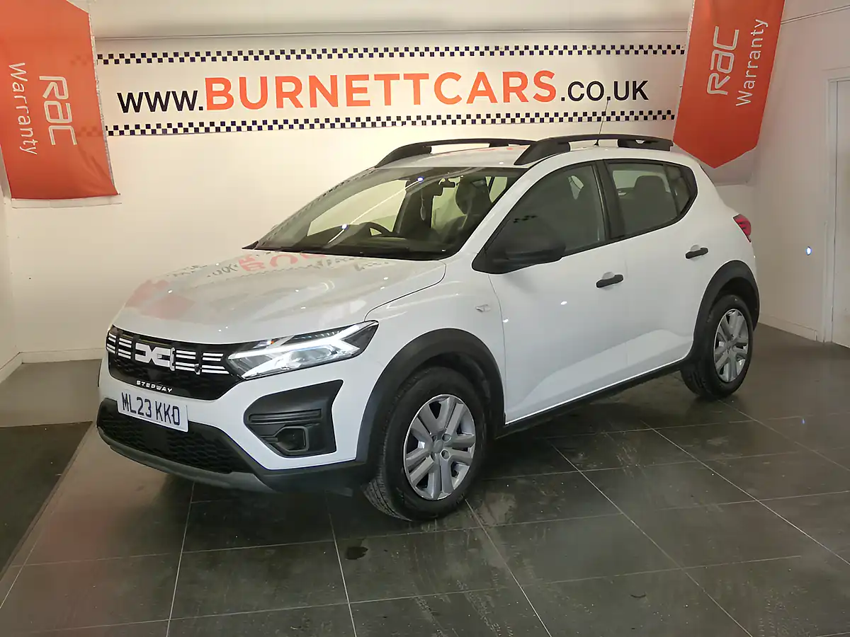Used 2023 Dacia Sandero Stepway Essential White - Interior and Exterior details 2
