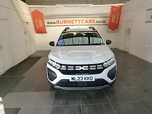 Used 2023 Dacia Sandero Stepway Essential White - Interior and Exterior details 4
