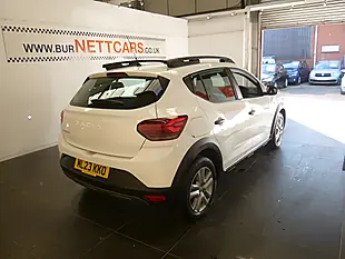 Used 2023 Dacia Sandero Stepway Essential White - Interior and Exterior details 8
