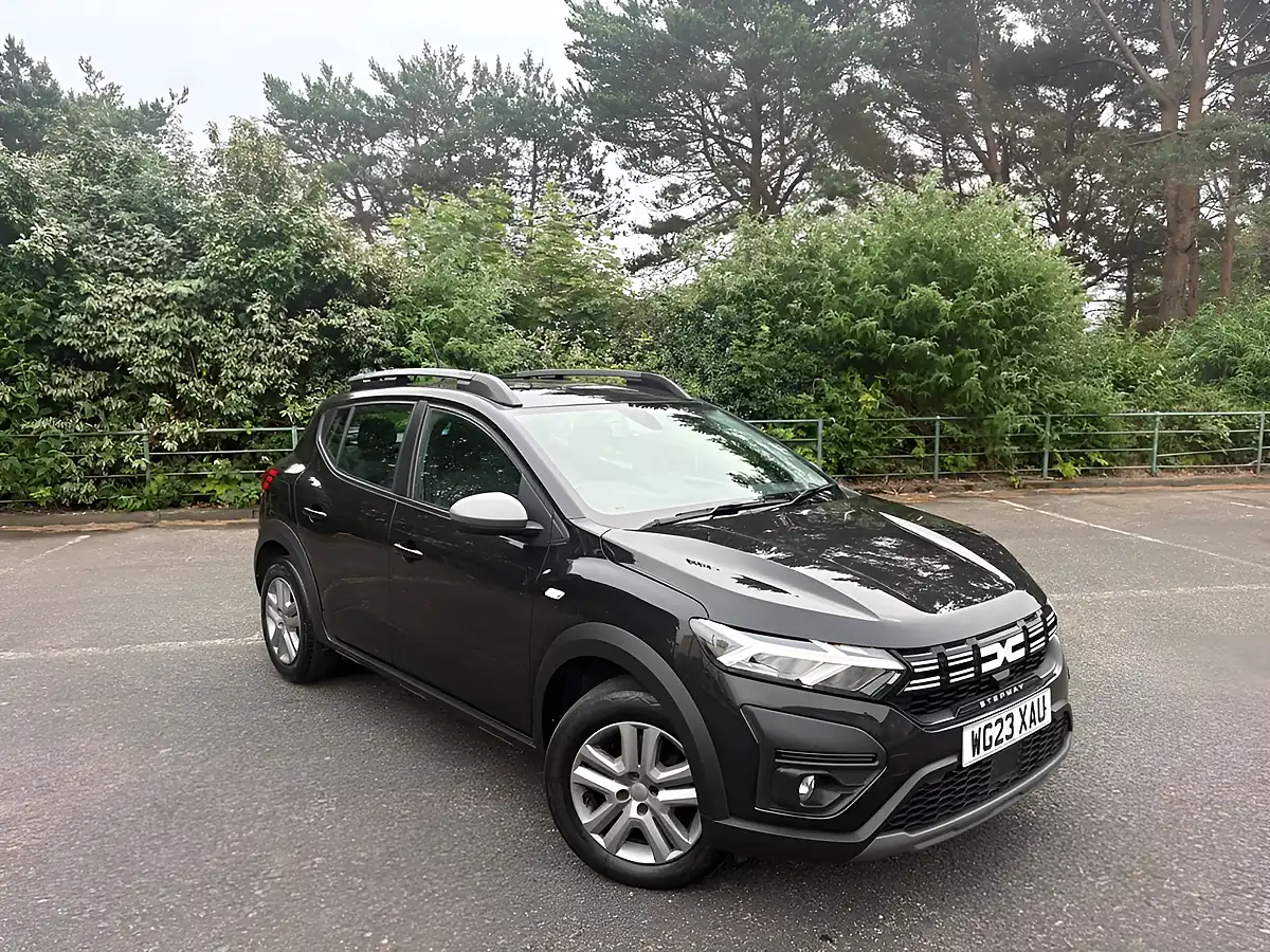 Used 2023 Dacia Sandero Stepway Expression Black - Interior and Exterior details 5