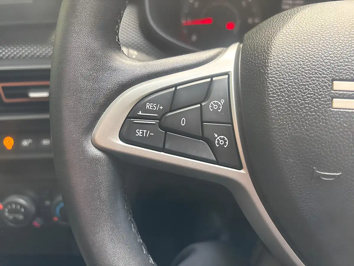 Used 2023 Dacia Sandero Stepway Expression Black - Interior and Exterior details 12