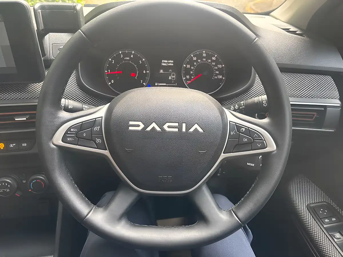 Used 2023 Dacia Sandero Stepway Expression Black - Interior and Exterior details 16