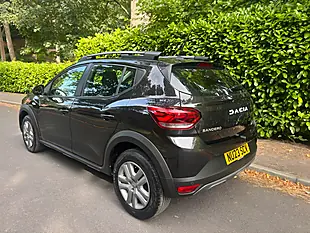 Used 2023 Dacia Sandero Stepway Expression Black - Interior and Exterior details 4