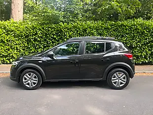 Used 2023 Dacia Sandero Stepway Expression Black - Interior and Exterior details 5