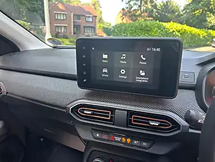 Used 2023 Dacia Sandero Stepway Expression Orange - Interior and Exterior details 16