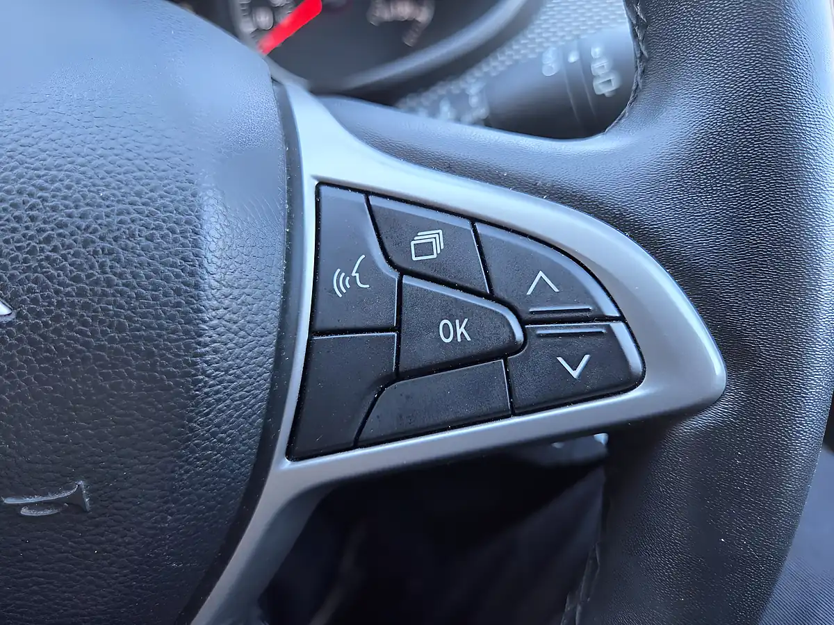 Used 2023 Dacia Sandero Stepway Journey Iron Blue - Interior and Exterior details 15