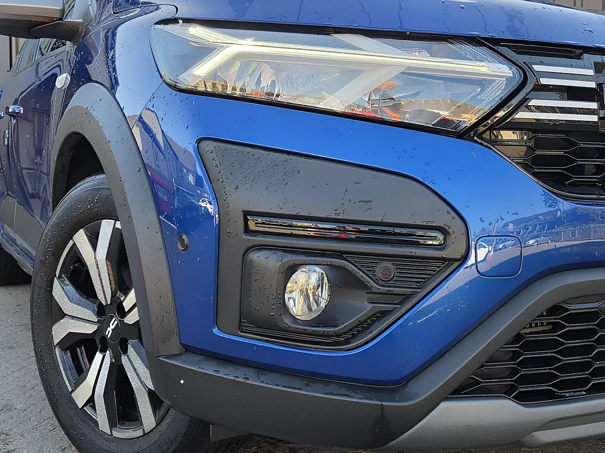 Used 2023 Dacia Sandero Stepway Journey Iron Blue - Interior and Exterior details 2