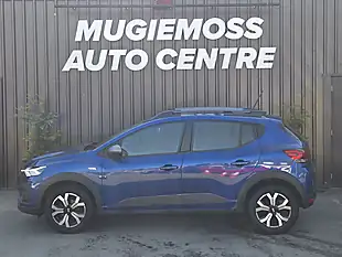 Used 2023 Dacia Sandero Stepway Journey Iron Blue - Interior and Exterior details 4