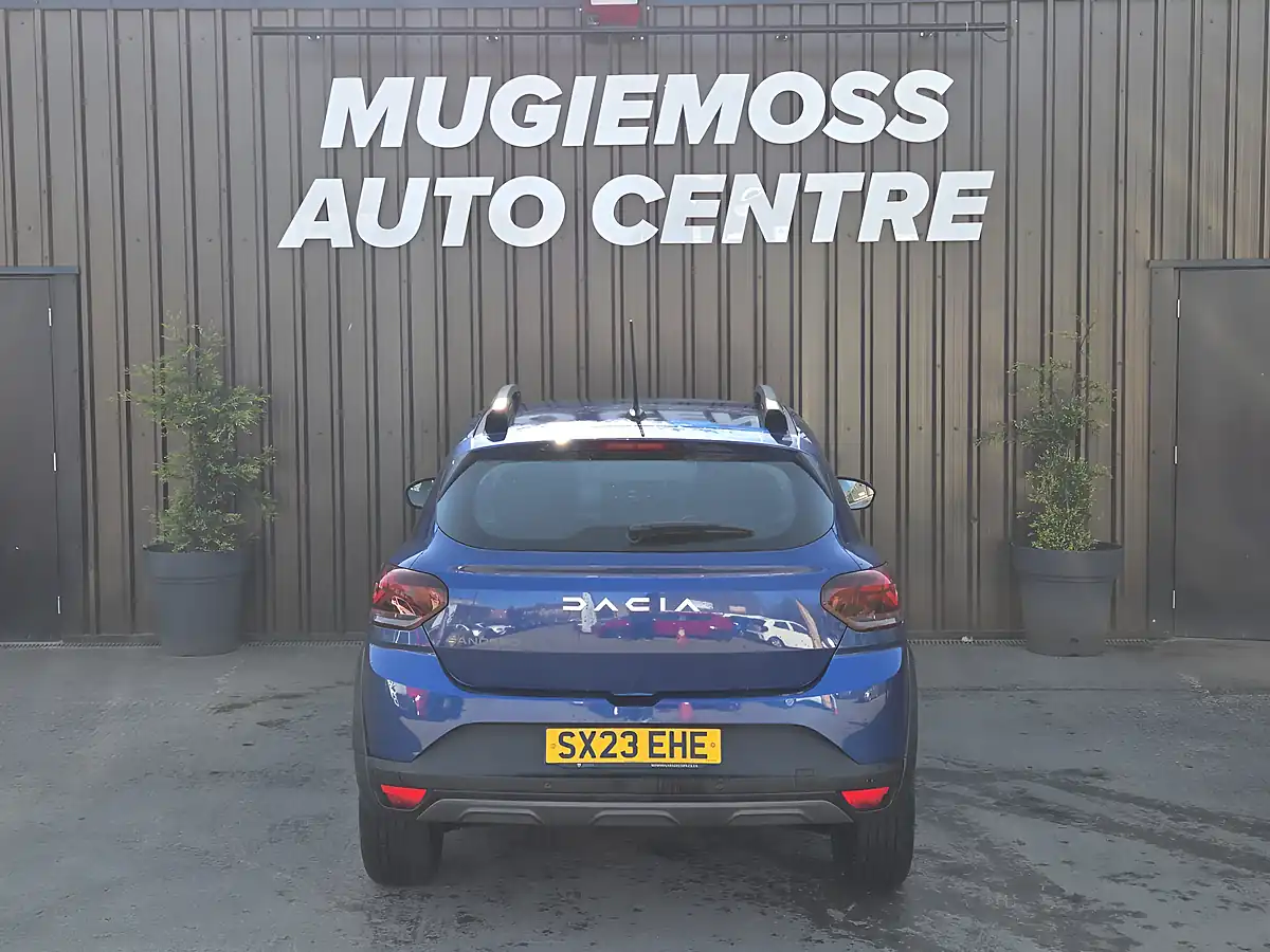 Used 2023 Dacia Sandero Stepway Journey Iron Blue - Interior and Exterior details 5