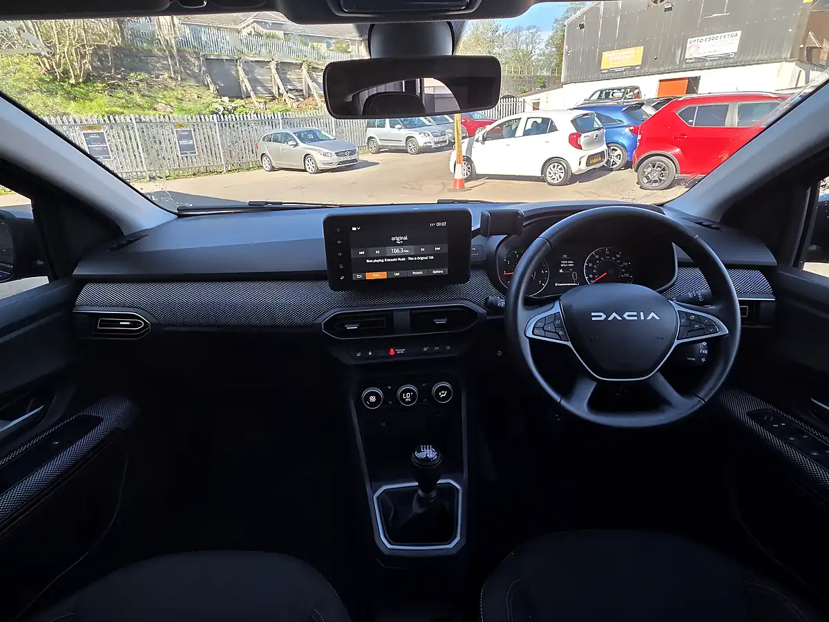 Used 2023 Dacia Sandero Stepway Journey Iron Blue - Interior and Exterior details 7