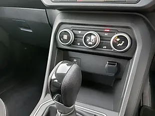 Used 2023 Dacia Sandero Stepway Journey White - Interior and Exterior details 13