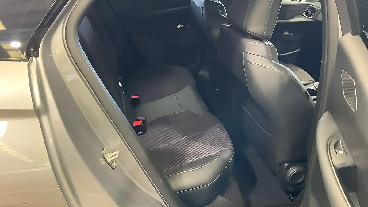 Used 2023 DS Automobiles DS 3 Performance Line + Grey - Interior and Exterior details 11