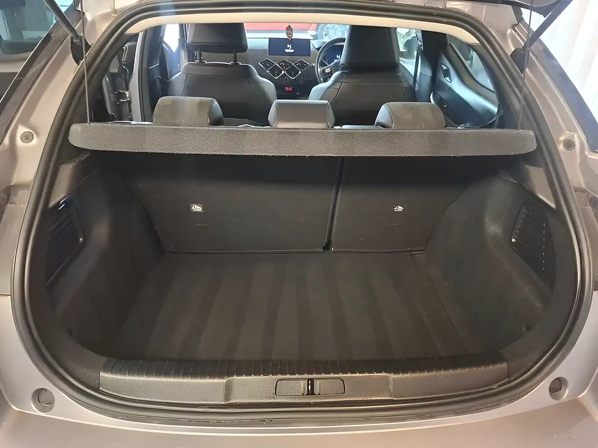 Used 2023 DS Automobiles DS 3 Performance Line + Grey - Interior and Exterior details 13