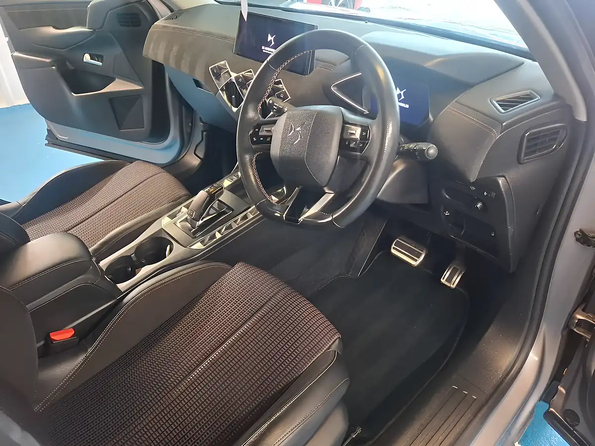 Used 2023 DS Automobiles DS 3 Performance Line + Grey - Interior and Exterior details 15