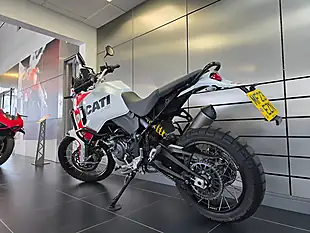Used 2023 Ducati Desertx White - Interior and Exterior details 16