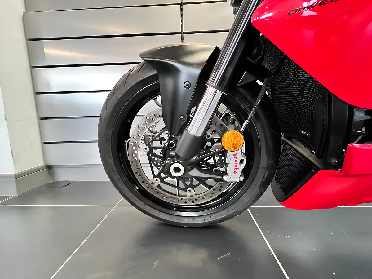 Used 2023 Ducati Diavel Red - Interior and Exterior details 19
