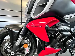 Used 2023 Ducati Diavel Red - Interior and Exterior details 20