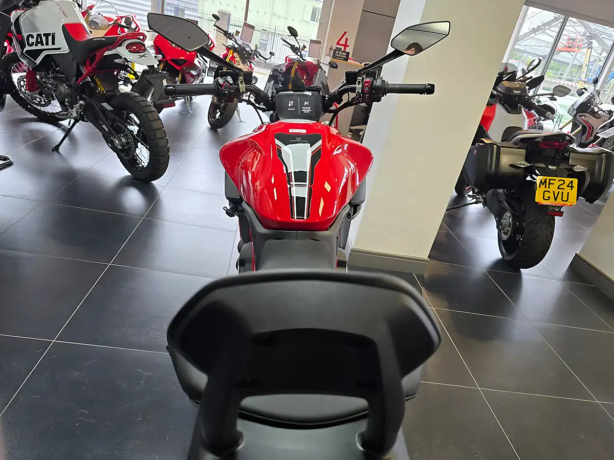 Used 2023 Ducati Diavel Red - Interior and Exterior details 12