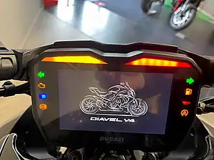 Used 2023 Ducati Diavel Thrilling Black - Interior and Exterior details 10