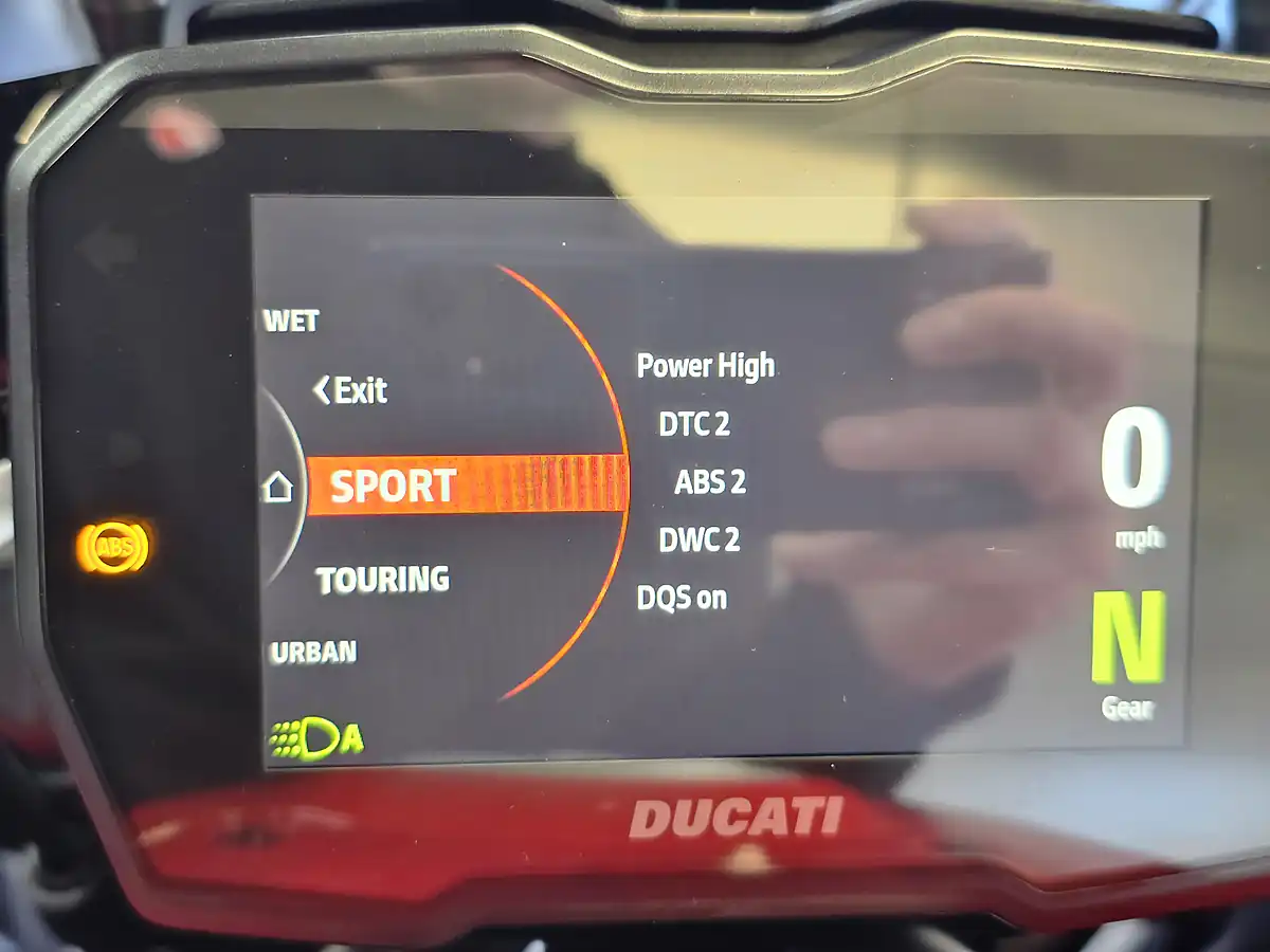 Used 2023 Ducati Diavel V4 Red - Interior and Exterior details 15