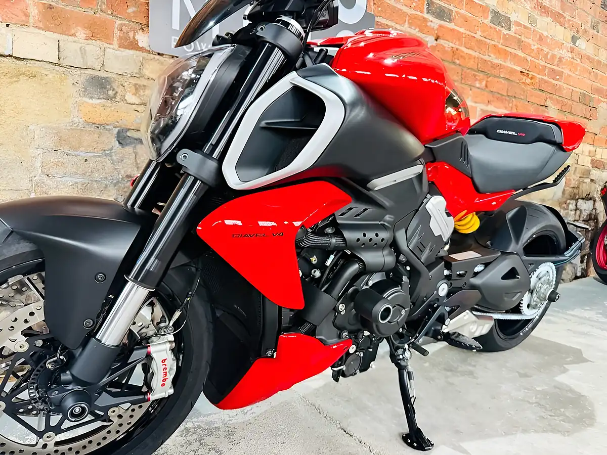Used 2023 Ducati Diavel V4 Red - Interior and Exterior details 15