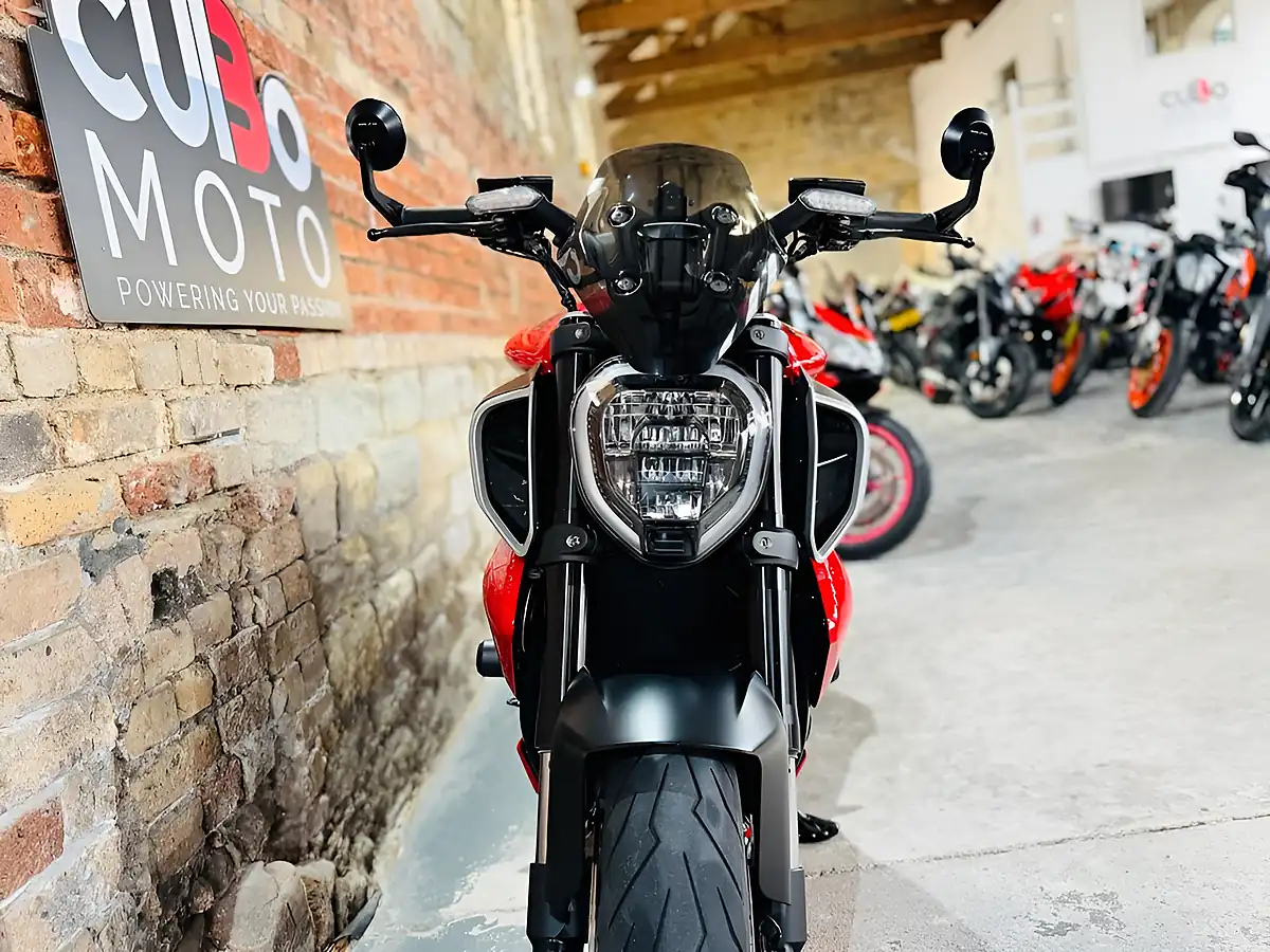 Used 2023 Ducati Diavel V4 Red - Interior and Exterior details 19