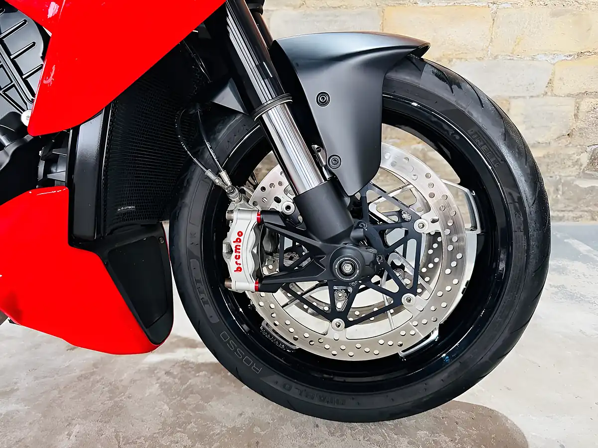 Used 2023 Ducati Diavel V4 Red - Interior and Exterior details 5
