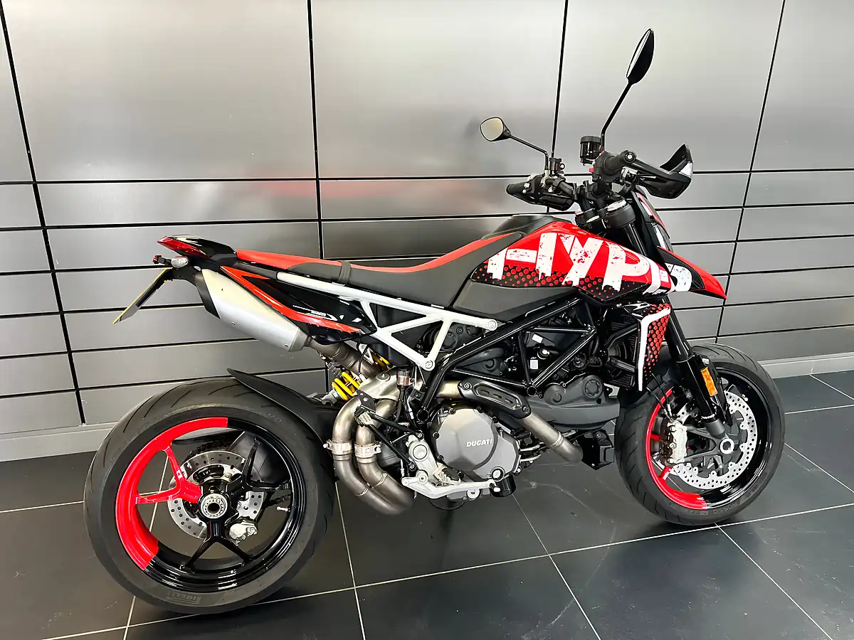 Used 2023 Ducati Hypermotard 950 Multi-Coloured - Interior and Exterior details 3