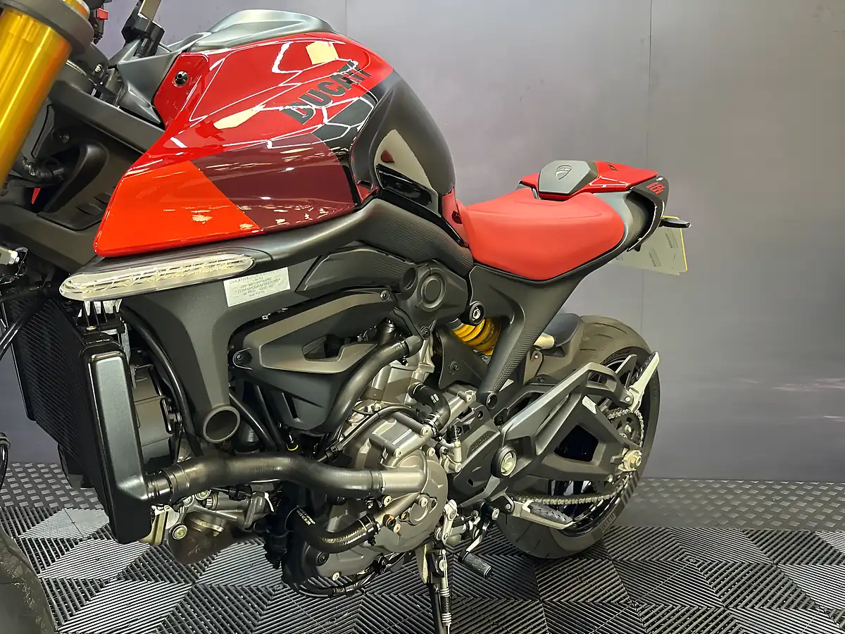 Used 2023 Ducati Monster 937 Sp Black - Interior and Exterior details 11