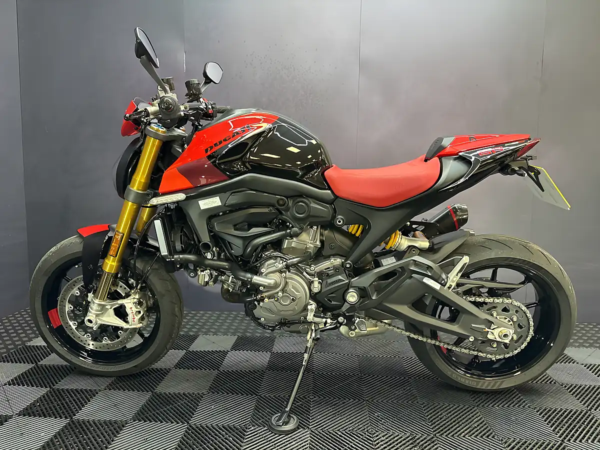 Used 2023 Ducati Monster 937 Sp Black - Interior and Exterior details 3