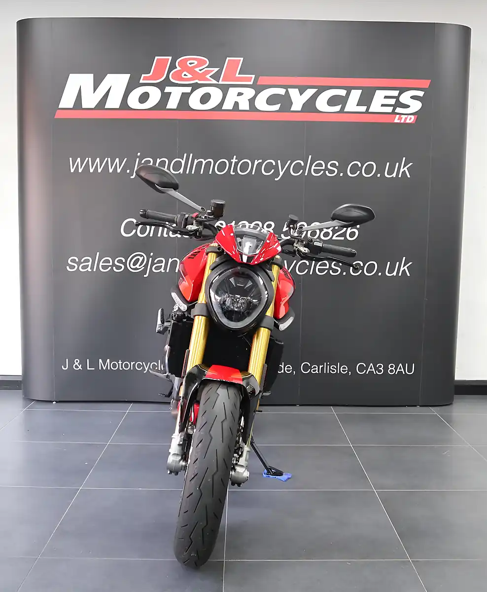 Used 2023 Ducati Monster 950 Sp Black - Interior and Exterior details 4