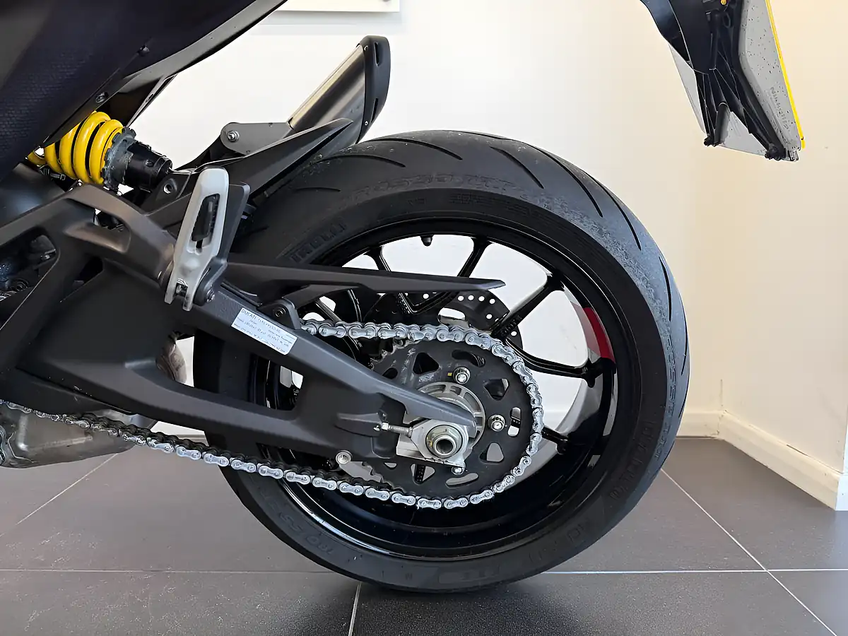 Used 2023 Ducati Monster - Interior and Exterior details 8