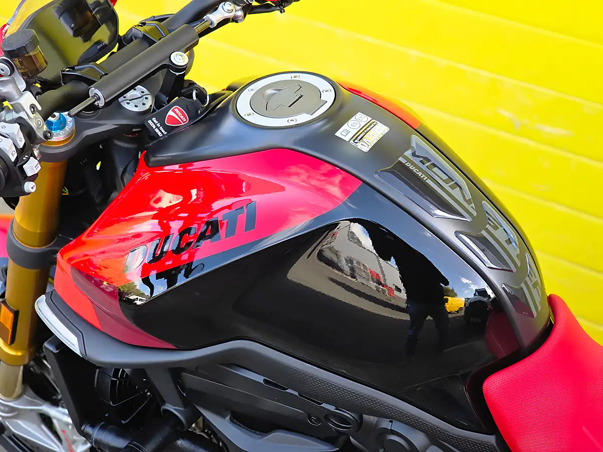 Used 2023 Ducati Monster Sp Black - Interior and Exterior details 18