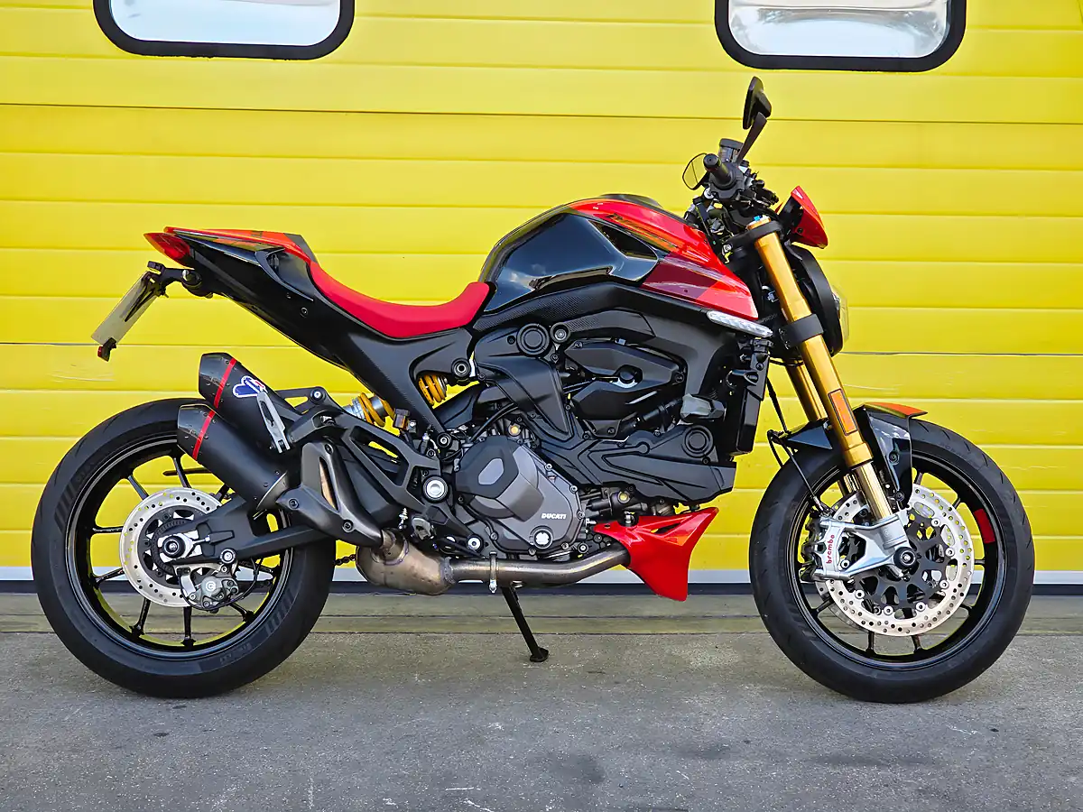 Used 2023 Ducati Monster Sp Black - Interior and Exterior details 2