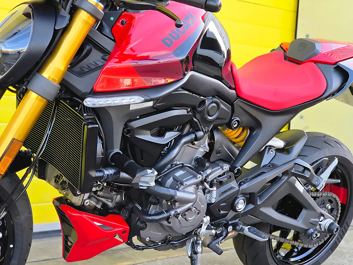 Used 2023 Ducati Monster Sp Black - Interior and Exterior details 20