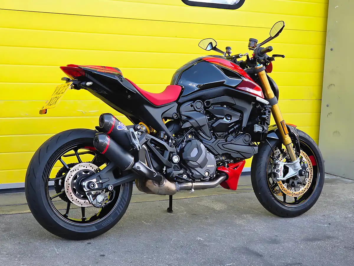 Used 2023 Ducati Monster Sp Black - Interior and Exterior details 4