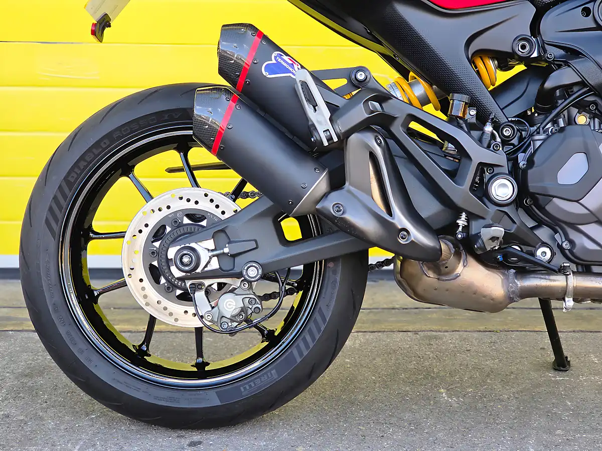 Used 2023 Ducati Monster Sp Black - Interior and Exterior details 8