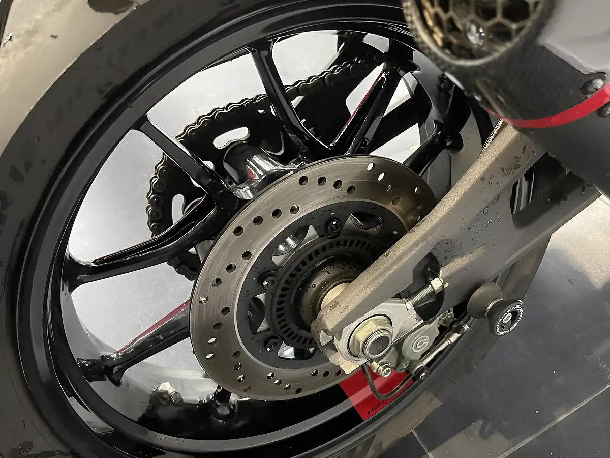 Used 2023 Ducati Monster Sp - Interior and Exterior details 10