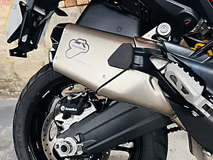 Used 2023 Ducati Multistrada V2 Red - Interior and Exterior details 17