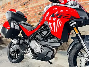 Used 2023 Ducati Multistrada V2 Red - Interior and Exterior details 5