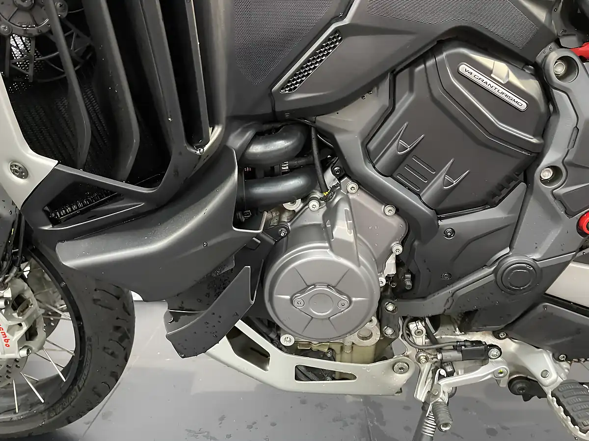 Used 2023 Ducati Multistrada V4 Rally Travel & Radar Stealth Black/Aluminium - Interior and Exterior details 12