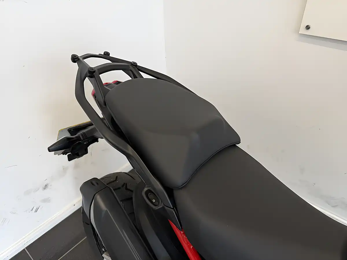 Used 2023 Ducati Multistrada V4 S Radar Red - Interior and Exterior details 6