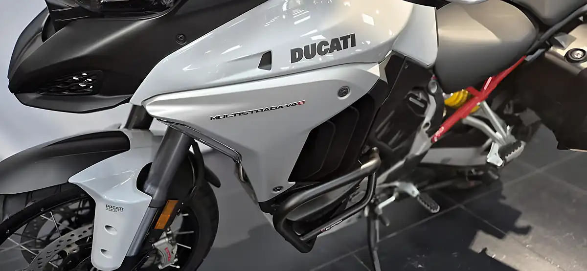 Used 2023 Ducati Multistrada V4 S Travel & Radar - Interior and Exterior details 14