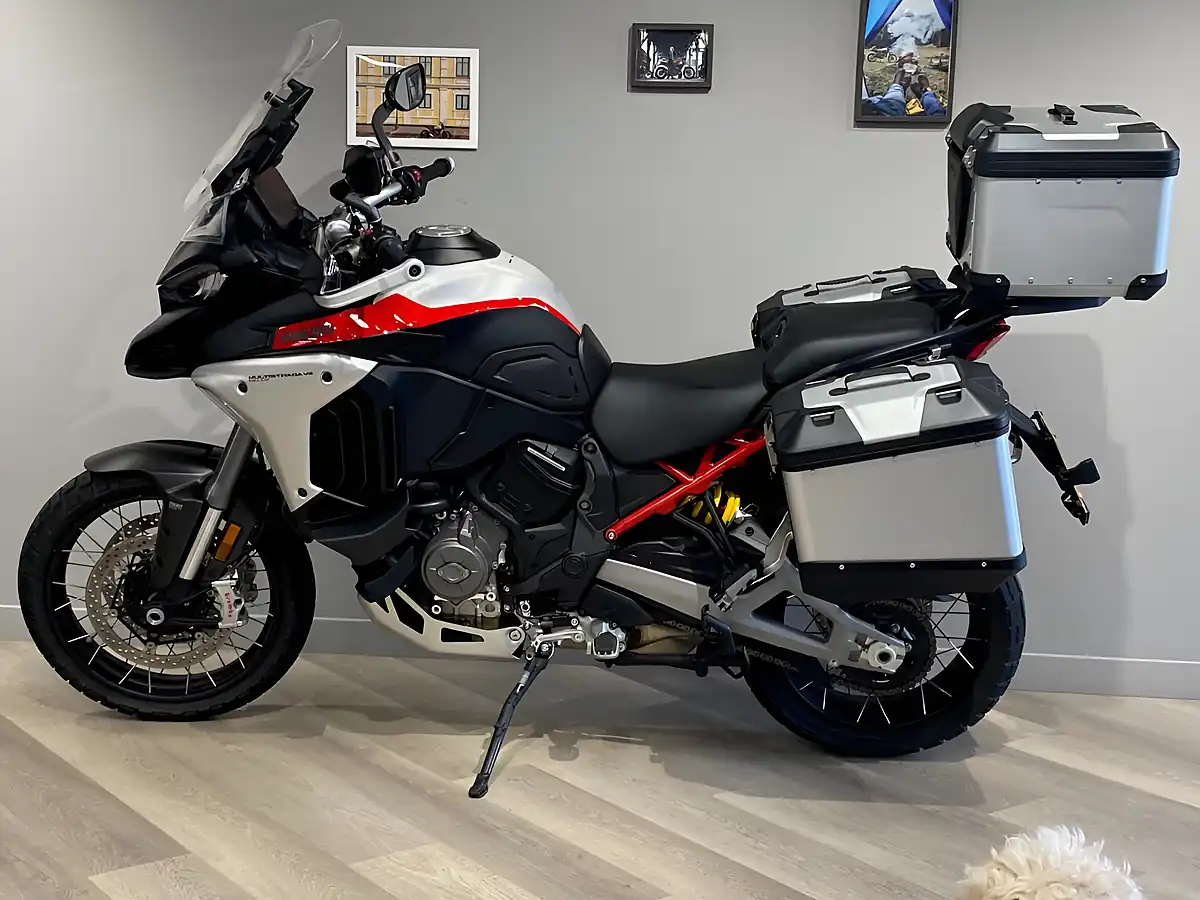 Used 2023 Ducati Multistrada V4S Rally Full Stealth Black/Aluminium - Interior and Exterior details 2